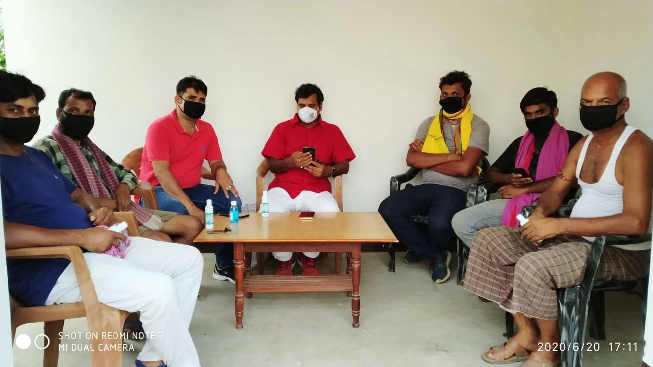 Read more about the article बाकाॅ प्रखंड के रैनिया गाँव में लोगों से मुलाकात